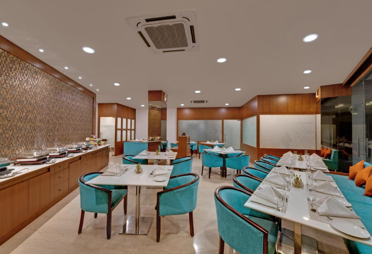 Avins Beacon Hotel - Ουνταϊπούρ Εξωτερικό φωτογραφία
