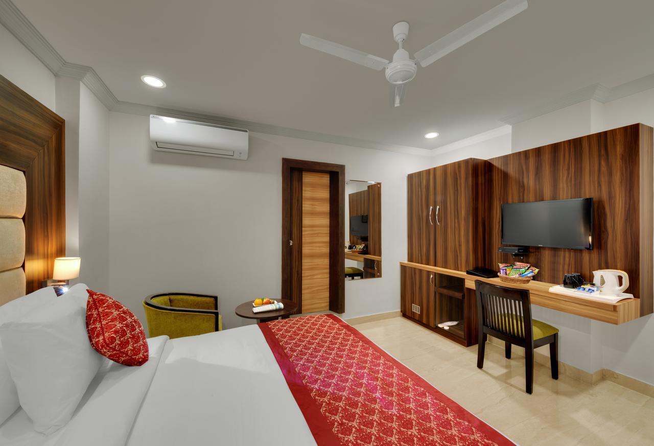 Avins Beacon Hotel - Ουνταϊπούρ Εξωτερικό φωτογραφία