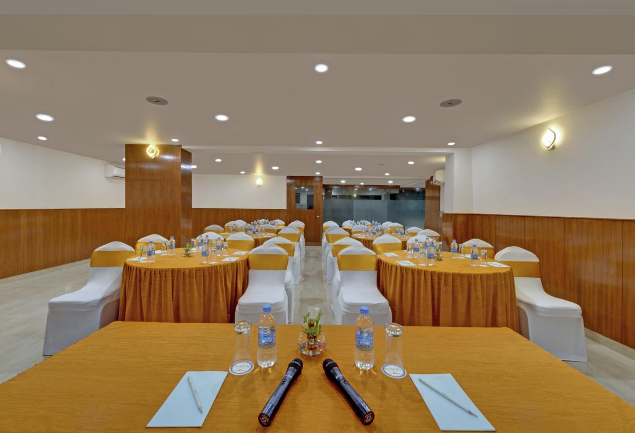 Avins Beacon Hotel - Ουνταϊπούρ Εξωτερικό φωτογραφία