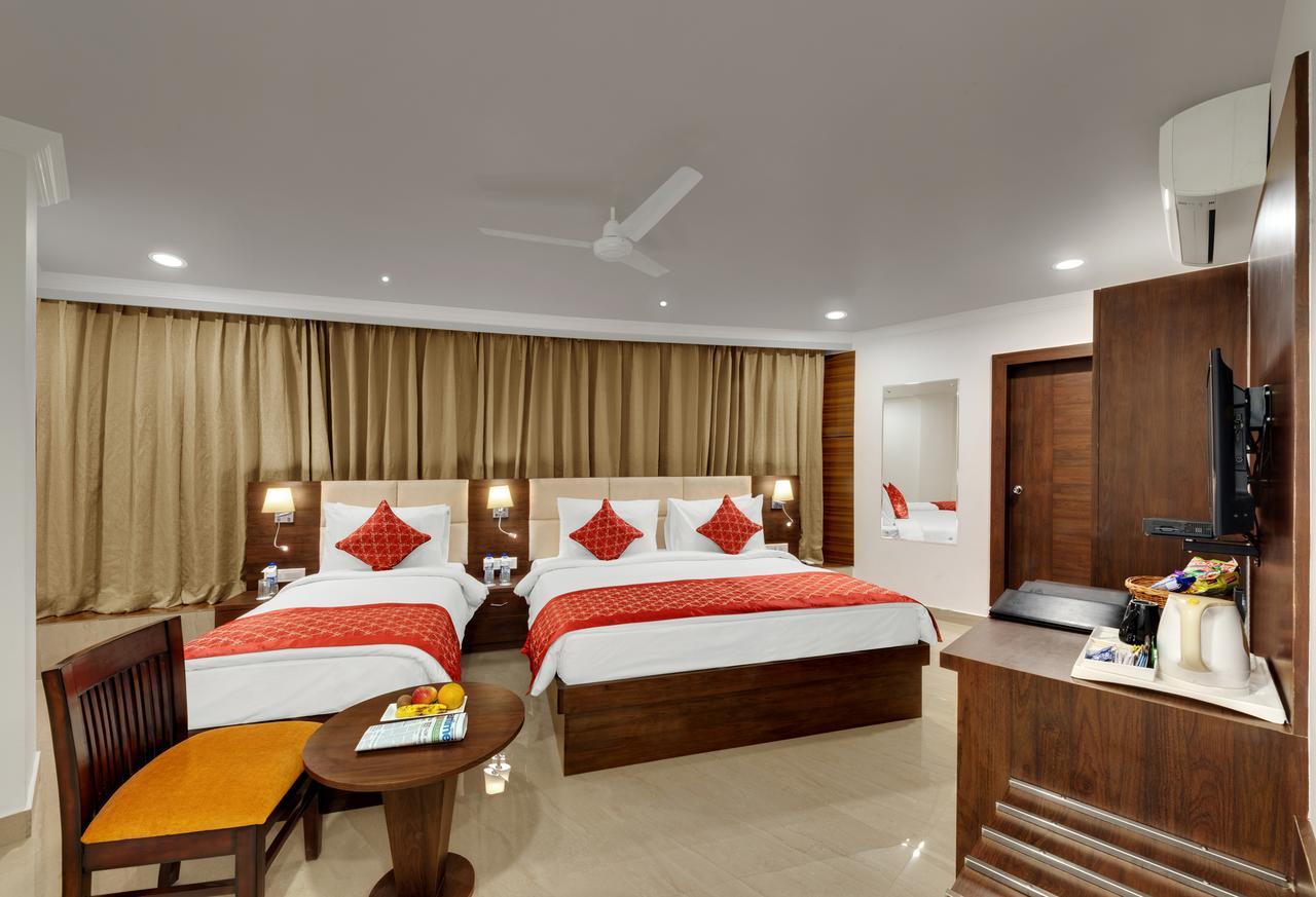 Avins Beacon Hotel - Ουνταϊπούρ Εξωτερικό φωτογραφία